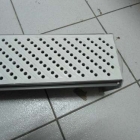 Grelha Pedestre Calha Piso Tigre 13 cm x 50 cm Areia